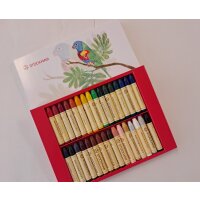 Wax crayons cardboard case 32 colors